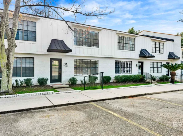 314 Gayfer Ct APT 20, Fairhope, AL 36532