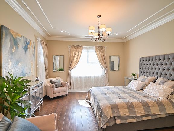2nd image of 5715 Rowland Ave