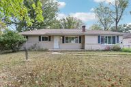 Bryan Ave-S1710-001.jpg