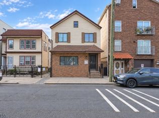 83 Pacific St, Newark City, NJ 07105
