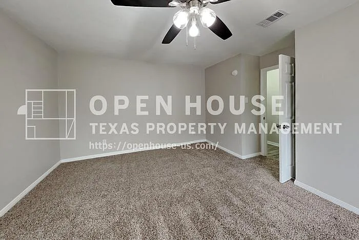 8718 Pines Place Dr — Photo 13