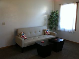 290 Berkshire Rd, Vermilion, OH 44089