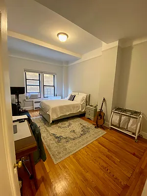 Rented by Arwell Realty | media 13