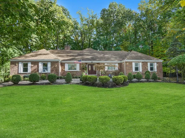 19 Wescott St, Old Tappan, NJ 07675