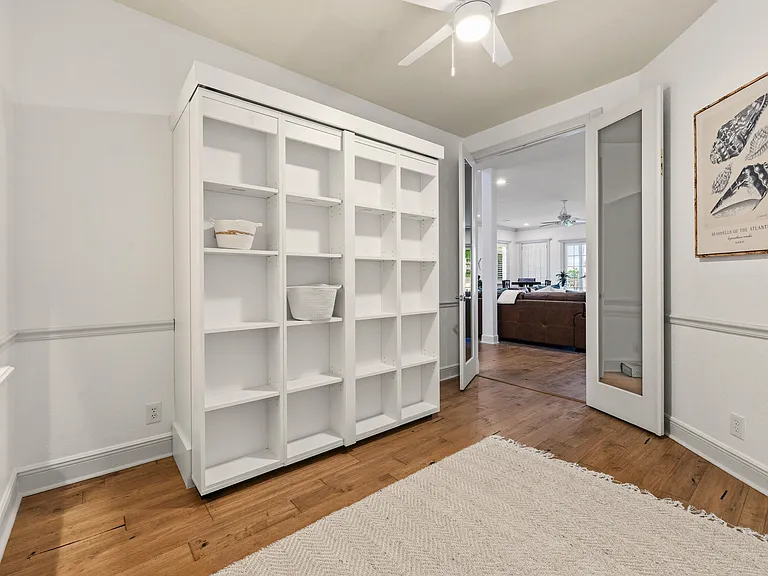 122 S Lake Dr — Photo 39