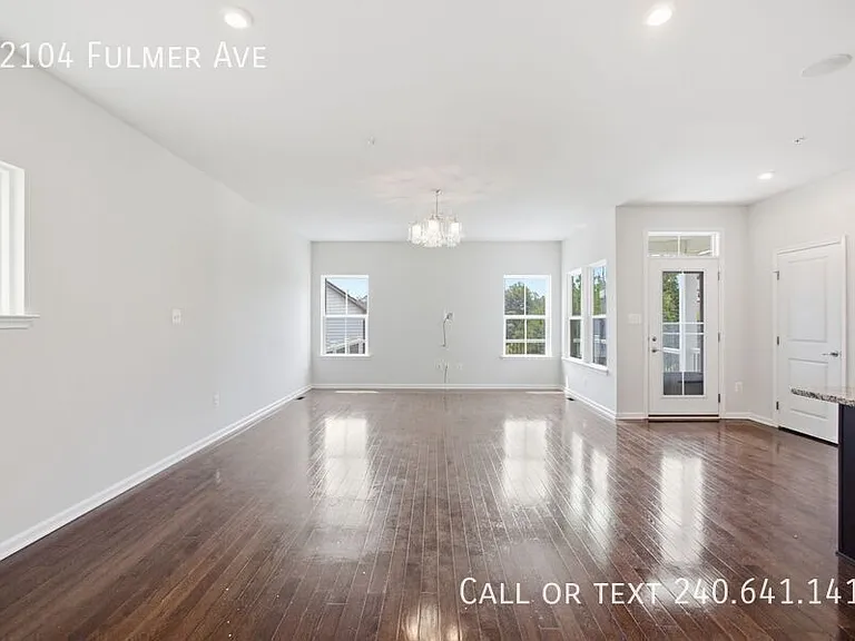 22104 Fulmer Ave — Photo 6