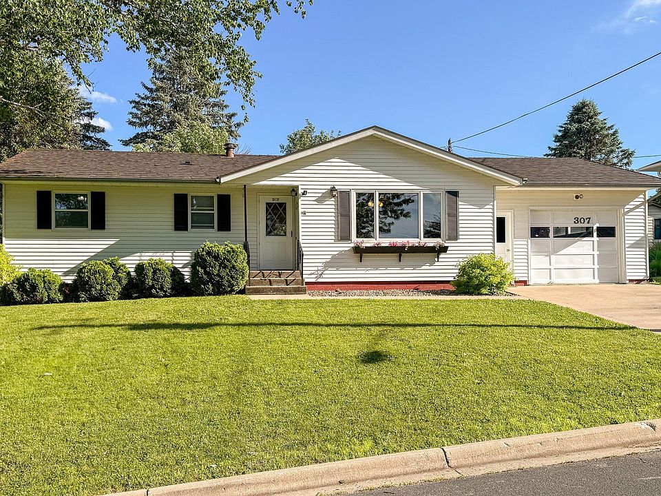 1st image of 307 Hilltop Dr