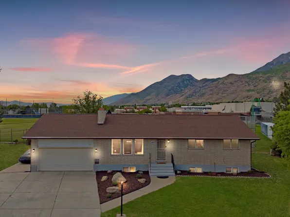1228 N Gilbert Cir E, Orem, UT 84057