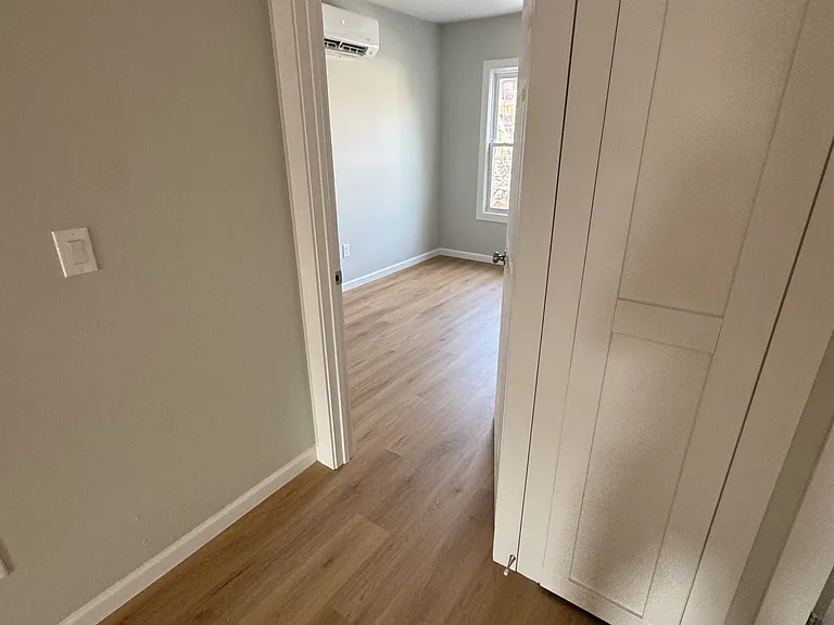 160 Pacific St #2 — Photo 8