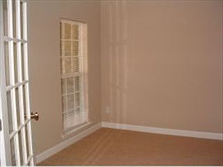3rd image of 4455 Dave Macdonald Dr