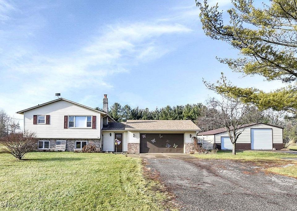 1st image of 13830 Baumhart Rd