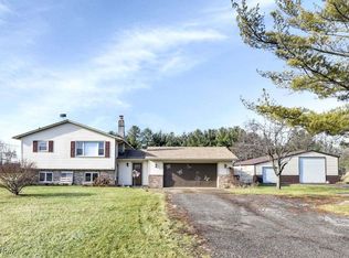 13830 Baumhart Rd, Oberlin, OH 44074