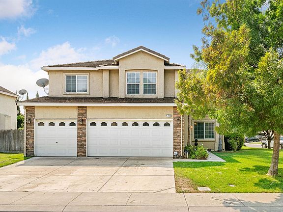 3rd image of 4215 Black Butte Cir