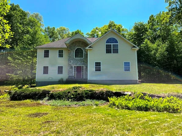301 Quaker Road, Patterson, NY 12563