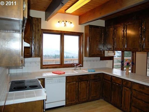 2nd image of 21900 NE 364th St