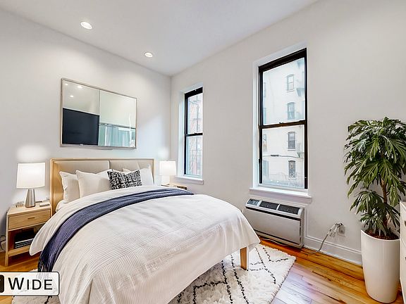 2nd image of 332 E 93rd St APT 2D
