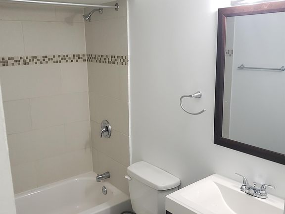3rd image of 4119 Mission Rd #10880545