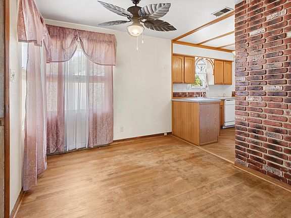 4th image of 4060 E 13th Ave