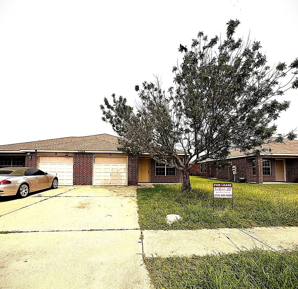 5208 Lauren Lea — Photo 1