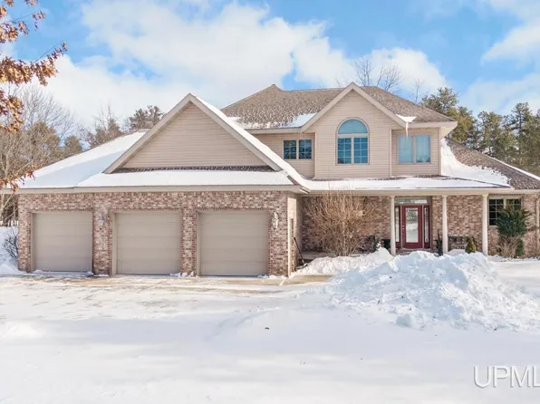 7726 N Lake Bluff O.5 Dr, Gladstone, MI 49837