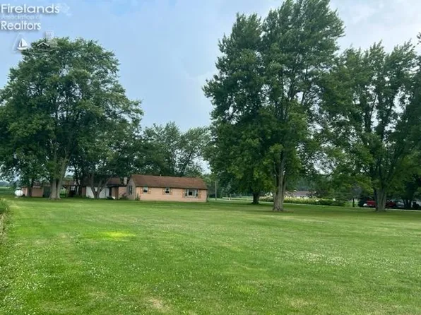 2979 E County Road 181 Rd, Clyde, OH 43410