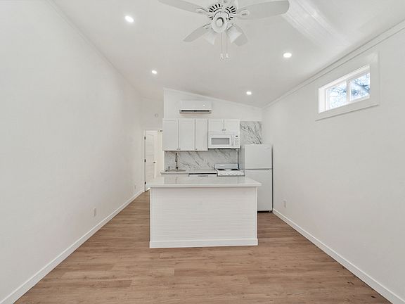 3rd image of 720 Pritchett Ln #36