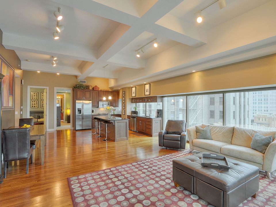 1st image of 1101 Walnut St Unit 1809