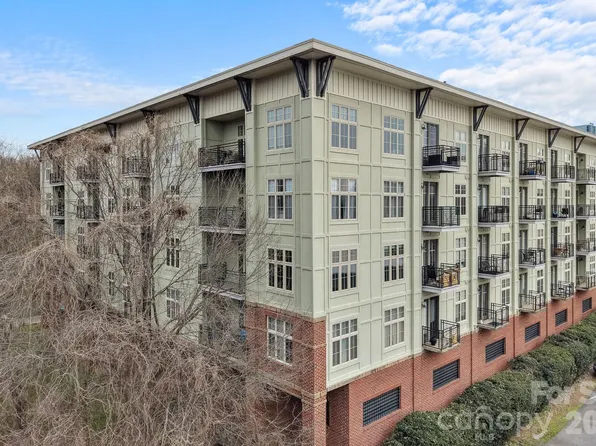 1101 W 1st St #315, Charlotte, NC 28205