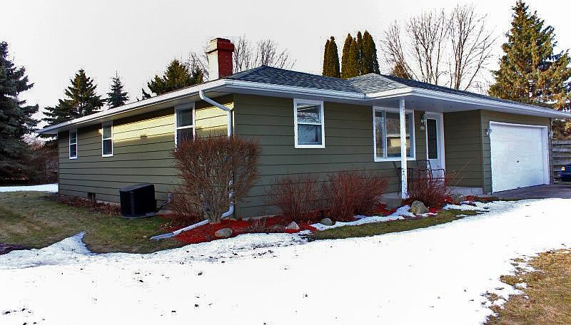 1st image of 2115 Carmen Ave