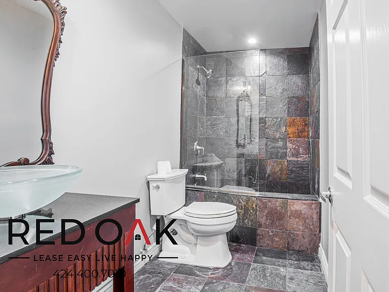 2463 Sawtelle Blvd #202 — Photo 12