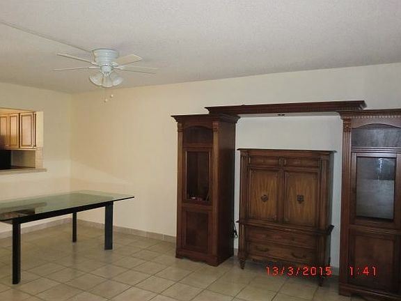 2nd image of 405 Palm Cir E #405