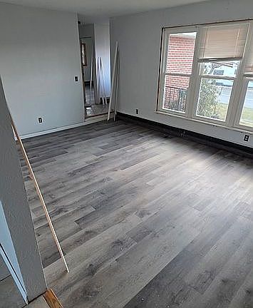 4th image of 423 Pattison St