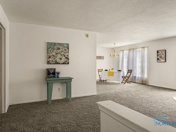 5th image of 4143 Stonehenge Dr #3