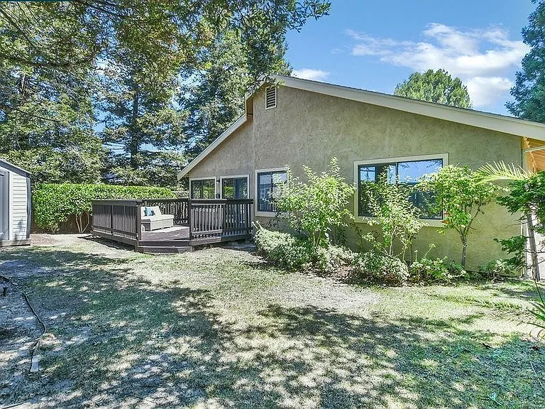 2200 Forsythia Way — Photo 22