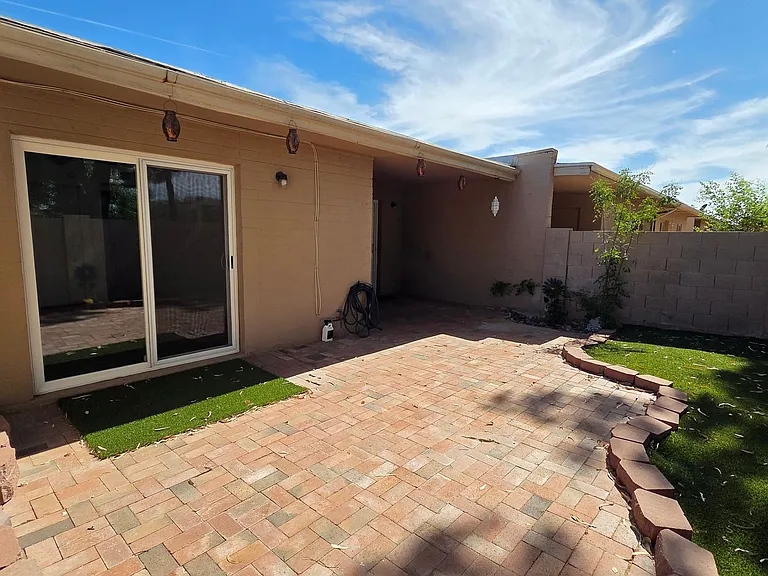708 E Colgate Dr — Photo 25