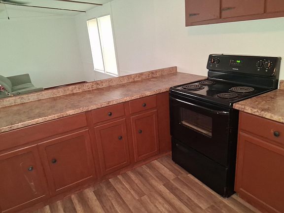 4th image of 513 Winship Rd