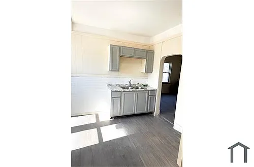 9704 Reno Ave #1 Photo 1