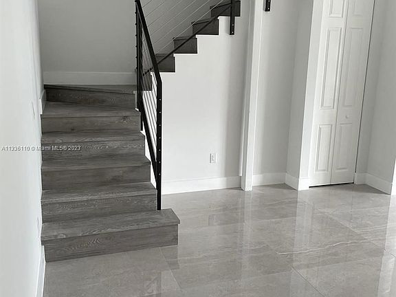 3rd image of 3246 SW 44th St #2