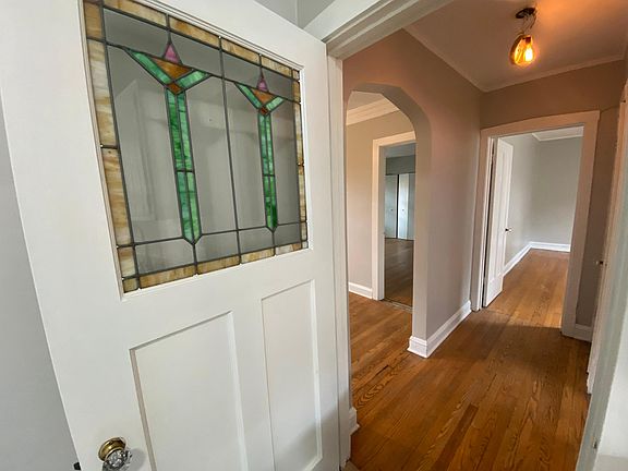 4th image of 3304-3306 W Catalpa Ave #2