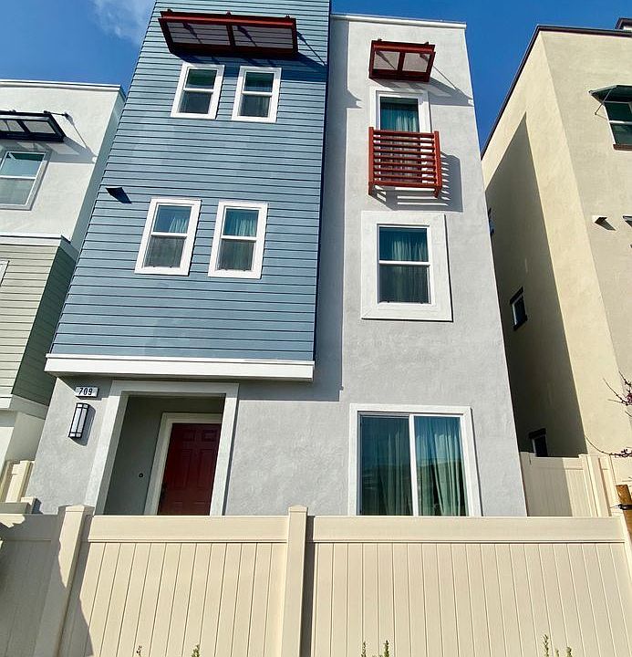 1st image of 709 Daniel Freeman Cir