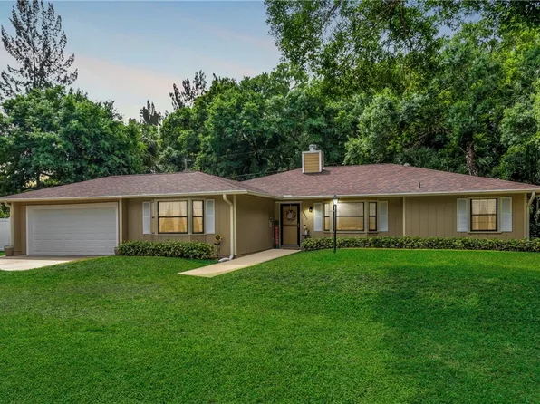 6025 6th Pl, Vero Beach, FL 32968