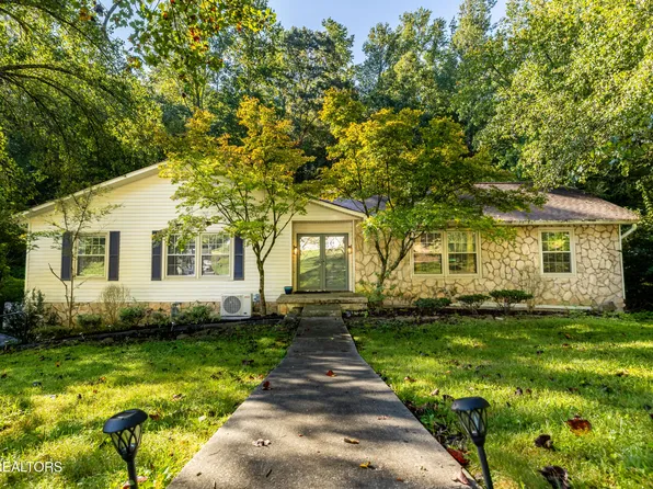 233 Gum Hollow Rd, Oak Ridge, TN 37830