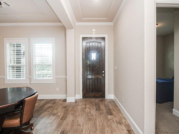 3rd image of 10210 Majestic Ct