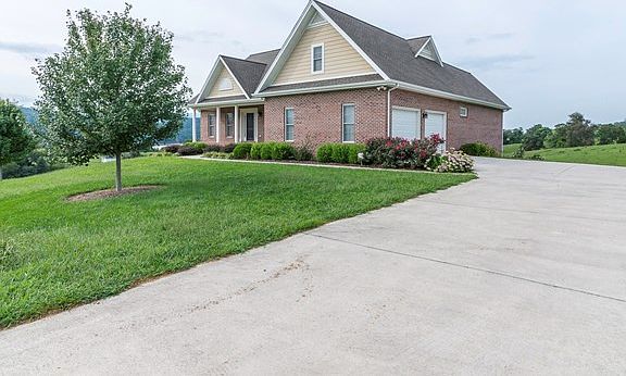 4th image of 21044 Skyward Dr