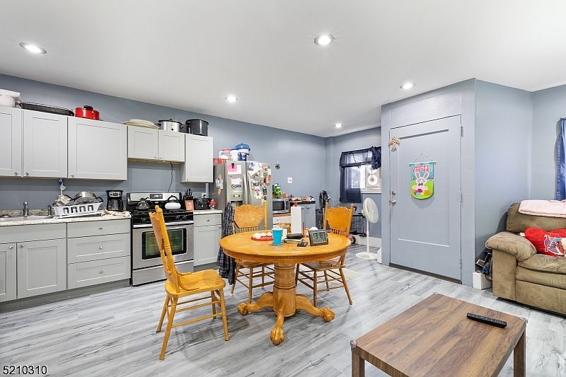 513 W Camplain Rd Manville, NJ, 08835 Apartments for Rent Zillow