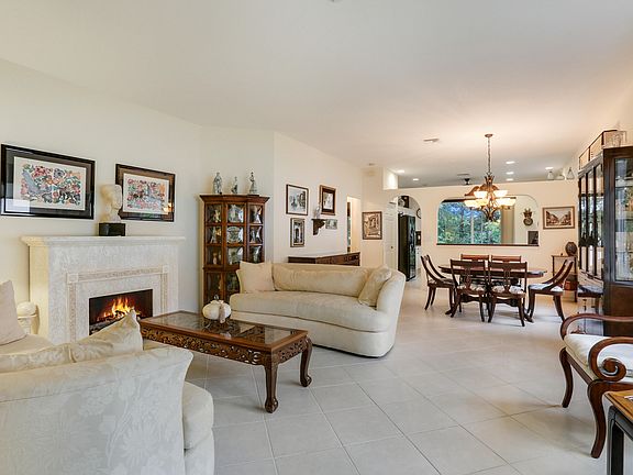 3rd image of 8114 Brindisi Ln