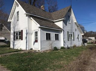 109 N Main St, Advance, IN 46102