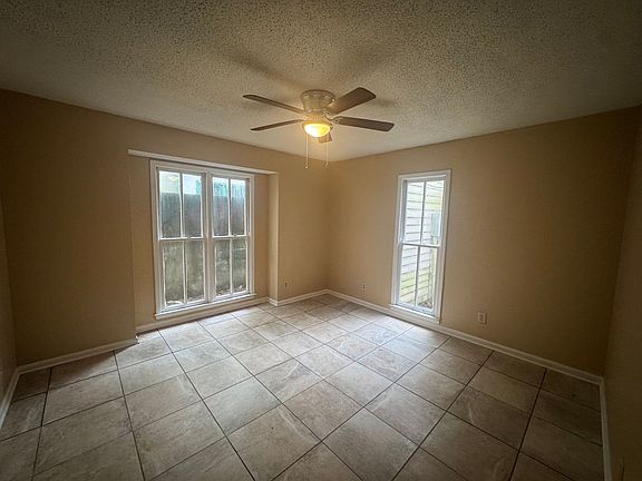 4th image of 2742 Bonnie Crest Ct