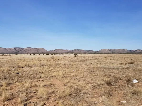 3124 W Malapai Rd, Paulden, AZ 86334