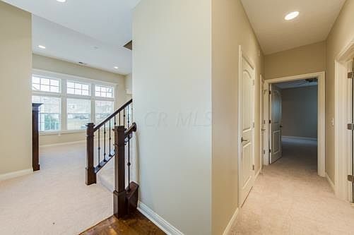 2nd image of 4661 Newport Loop W
